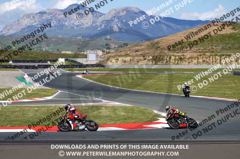 cadwell no limits trackday;cadwell park;cadwell park photographs;cadwell trackday photographs;enduro digital images;event digital images;eventdigitalimages;navarra;no limits trackdays;peter wileman photography;racing digital images;trackday digital images;trackday photos